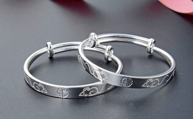 chọn trang sức theo tháng sinh